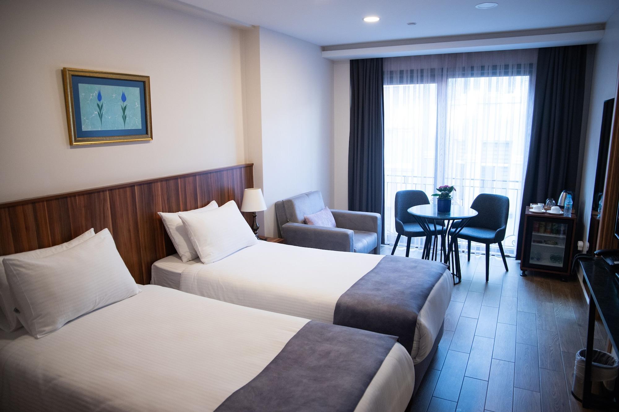 Hotel La Wisteria Boutique 4*