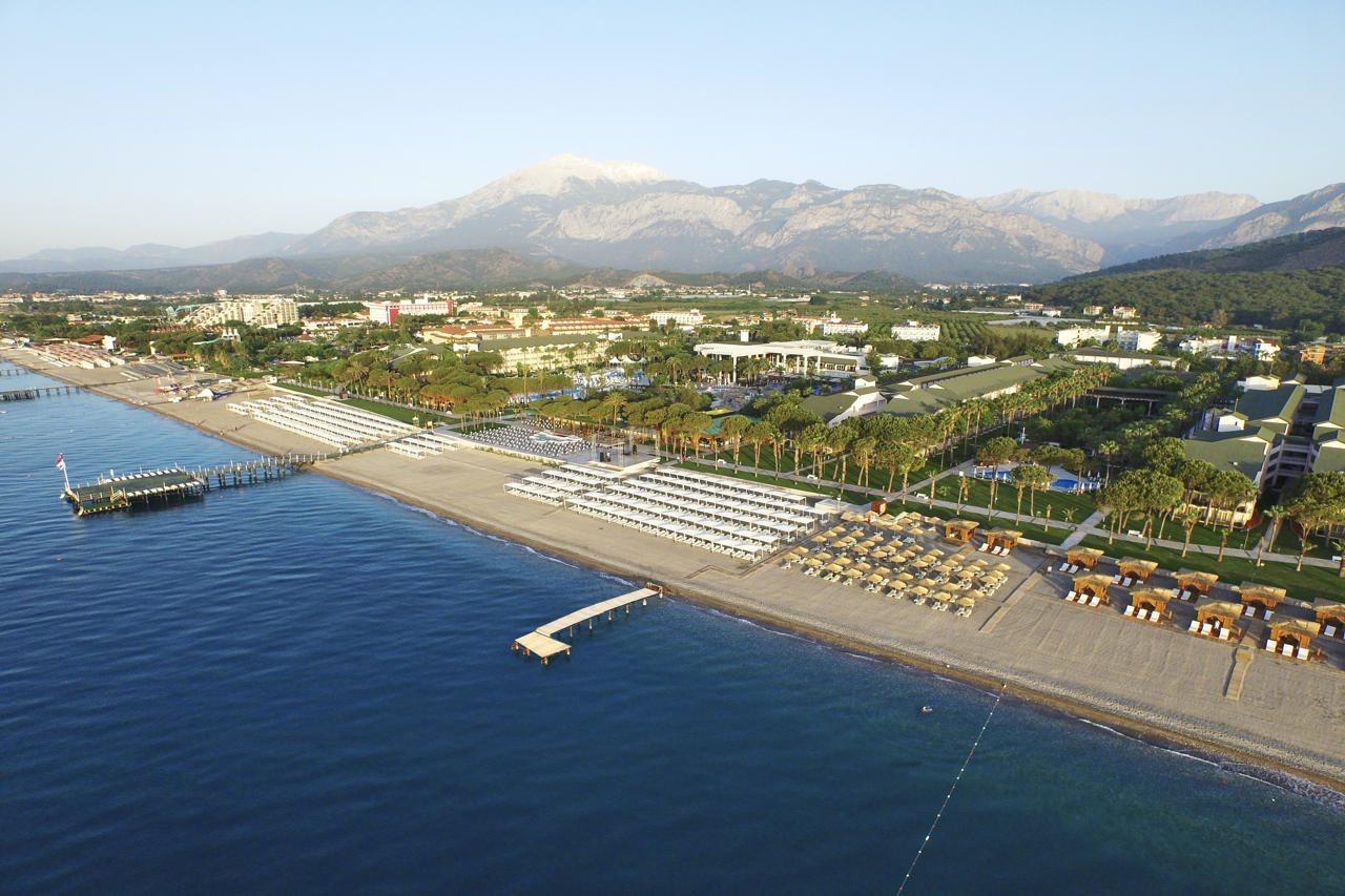 Dobedan World Palace 