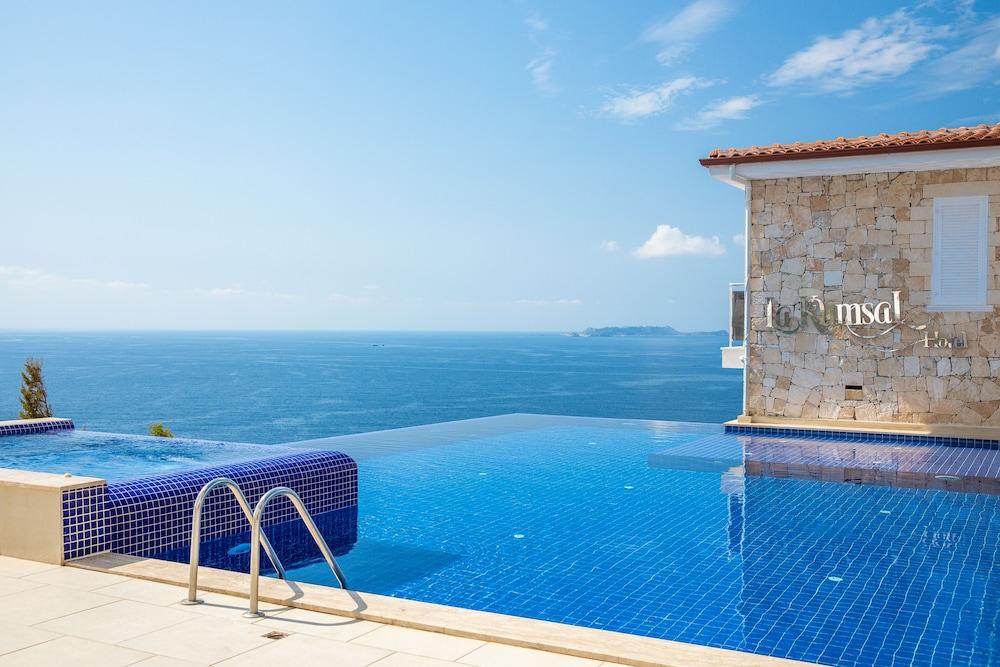 Hotel La Kumsal 3*