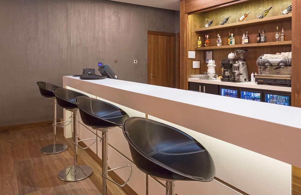 Hampton By Hilton Hotel 4*
