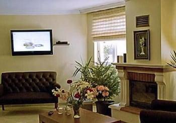 Marine House Boutique Hotel
