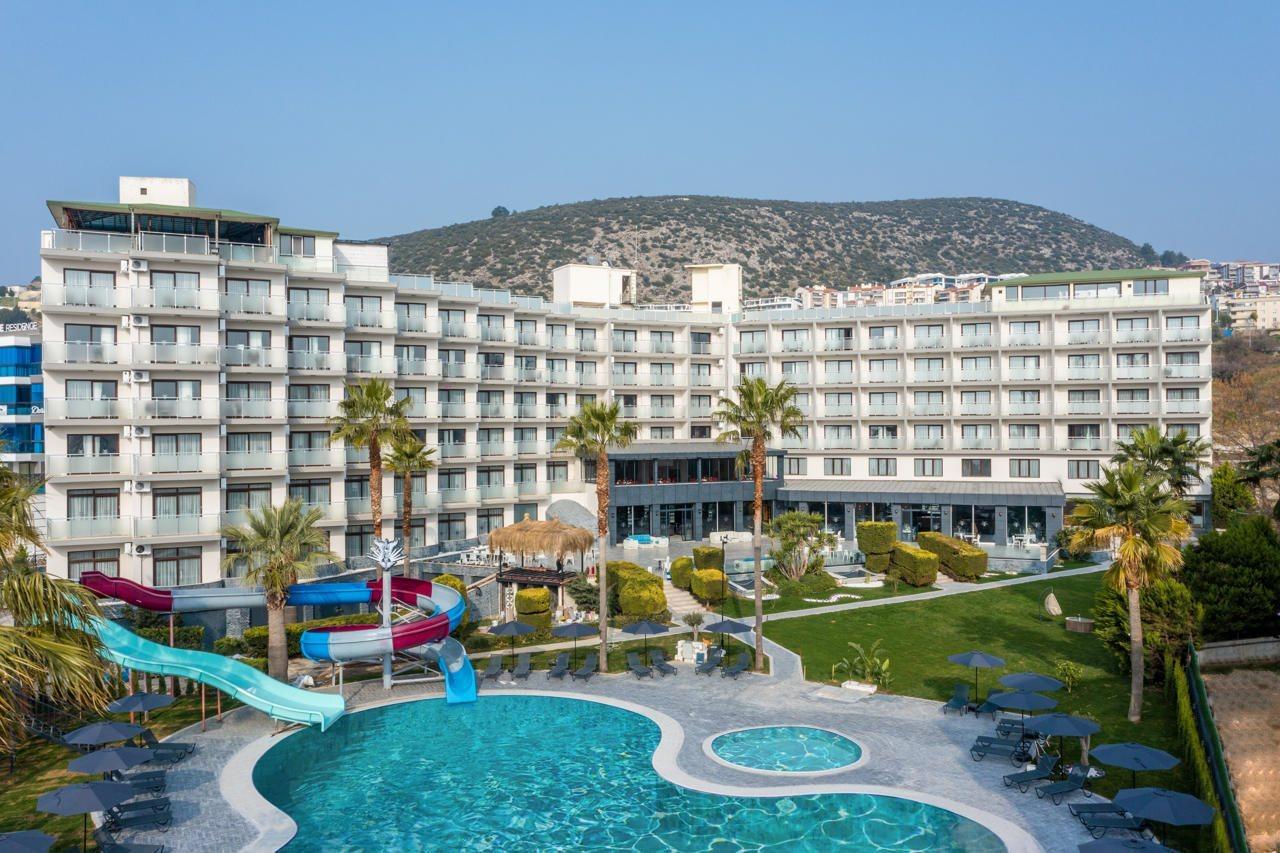 Royal Palace 4*