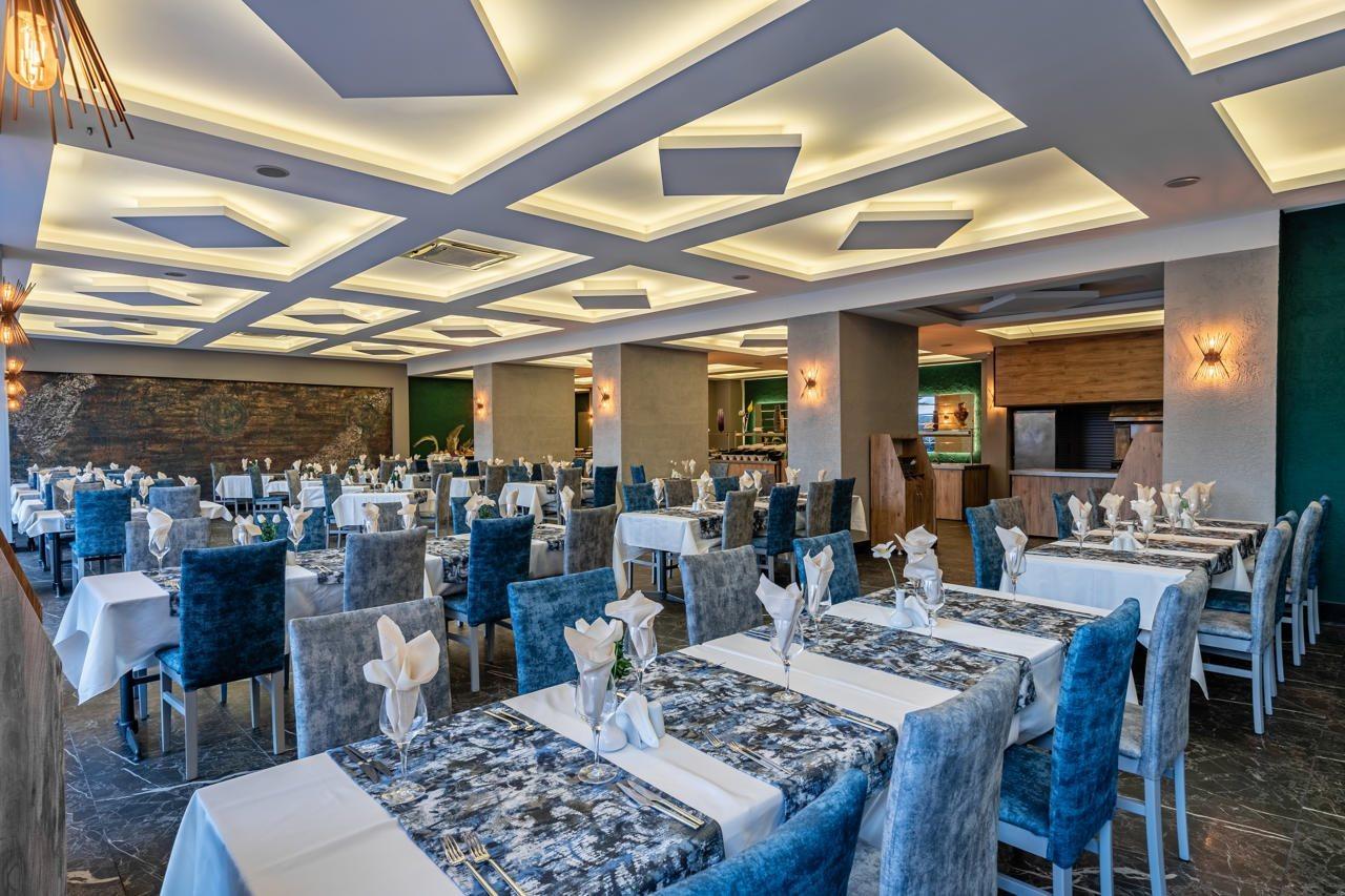 Royal Palace Hotel Kusadasi