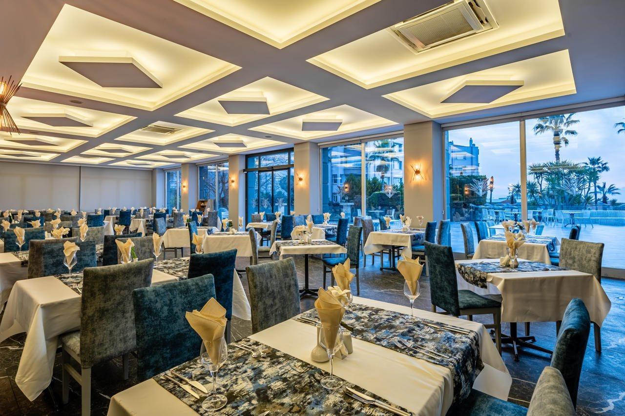 Hotel Royal Palace 4*