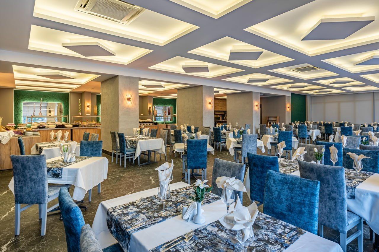 Royal Palace 4* Kusadasi