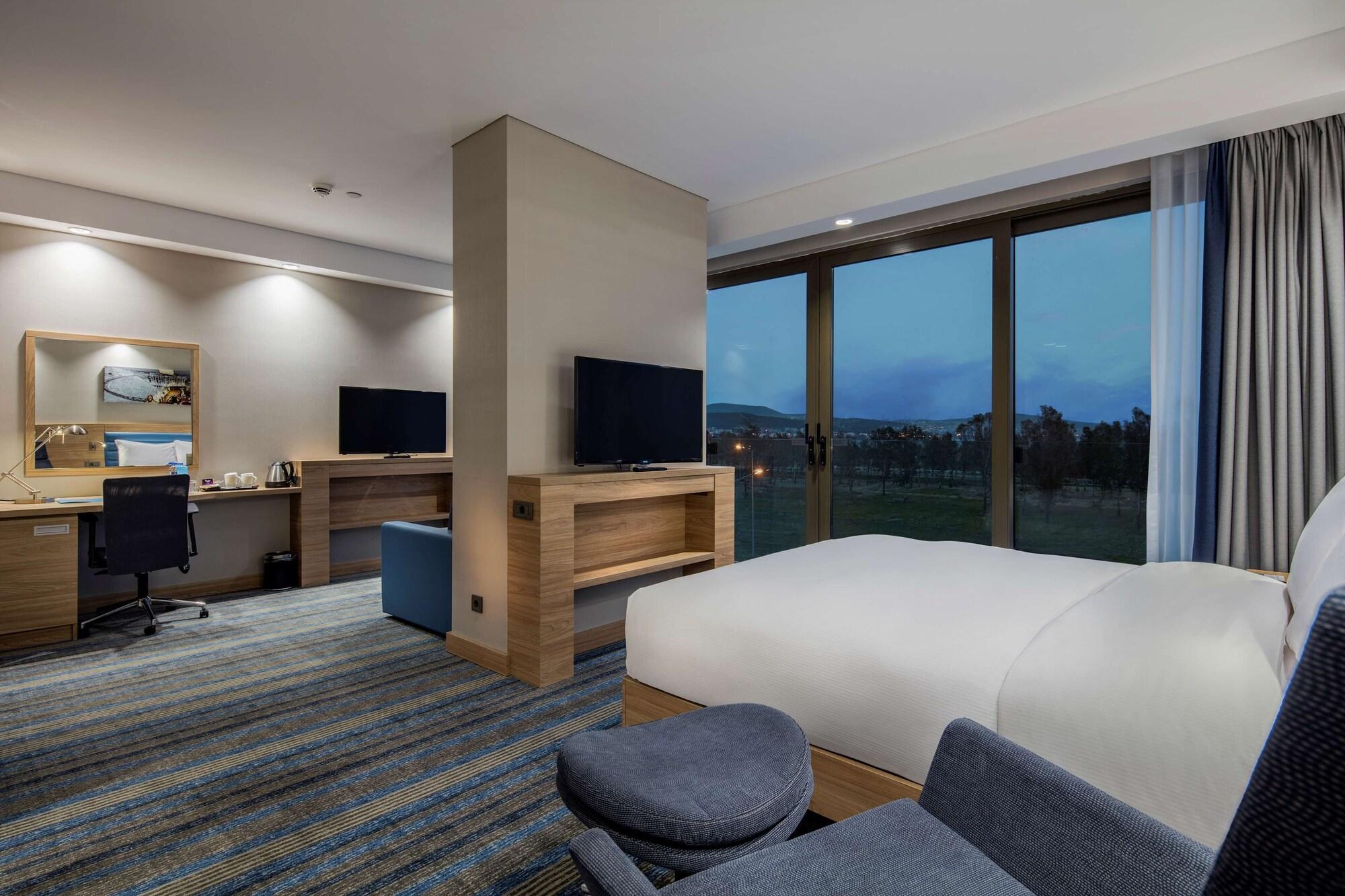 Hotel Hampton By Hilton Izmir Aliaga