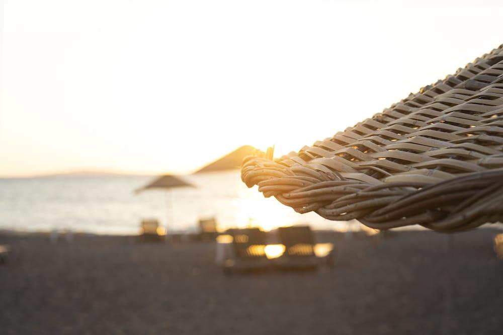 Hampton By Hilton Izmir Hotel 4*