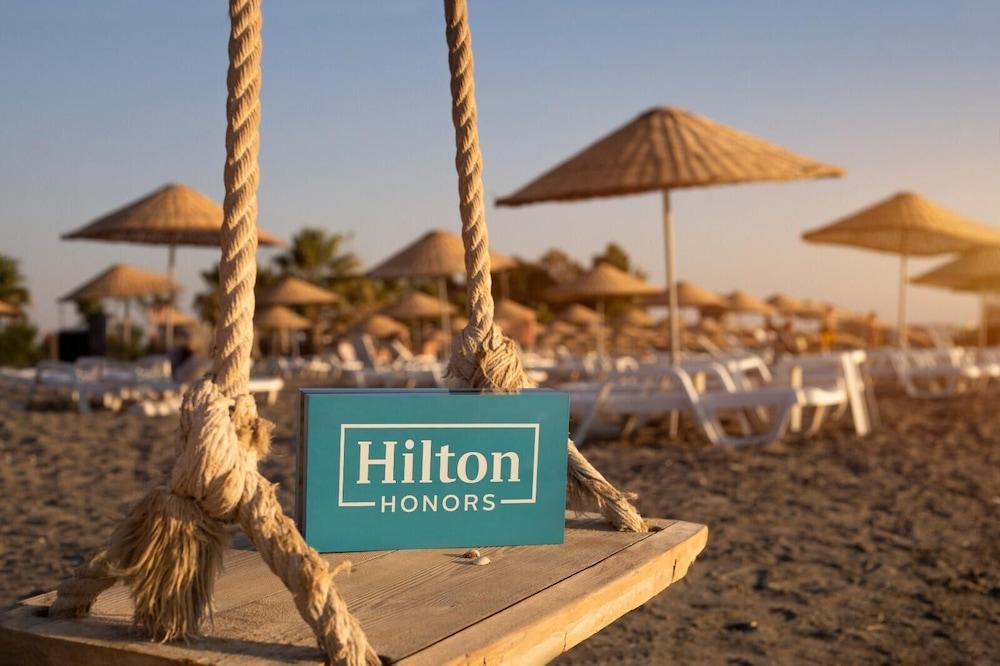 Hampton By Hilton Izmir Hotel 4*