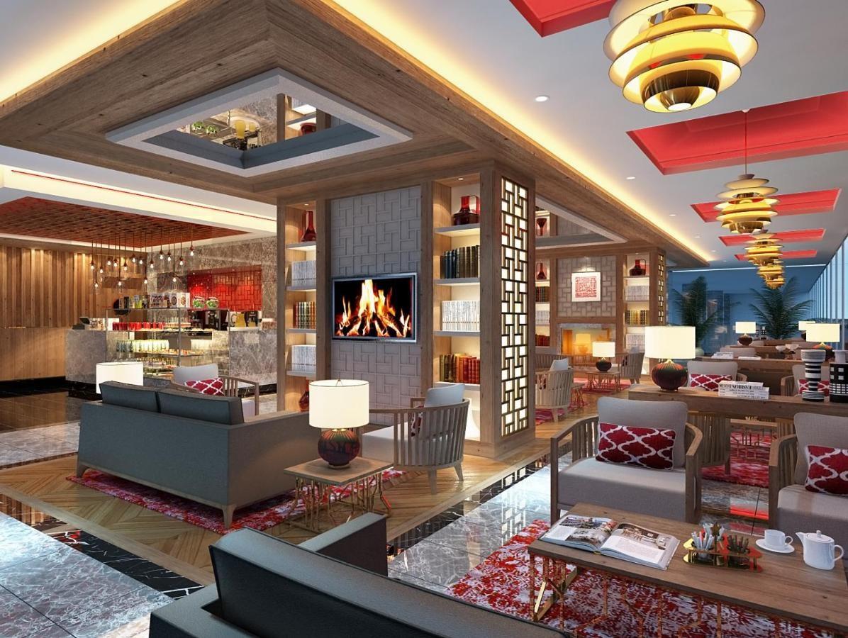 Hotel Moevenpick Airport 5*