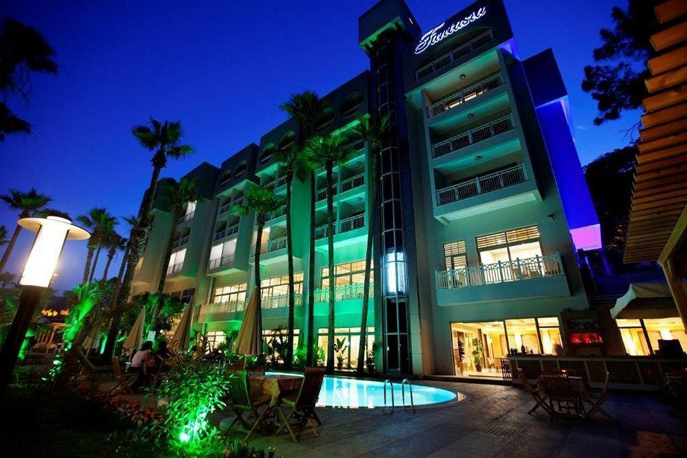 Quadas - Adult Only Hotel