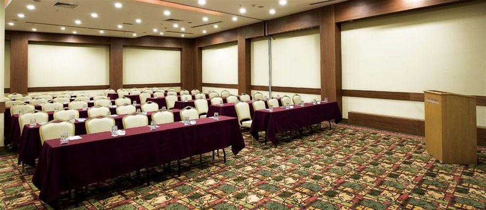 Limak Ambassadore Hotel 4*