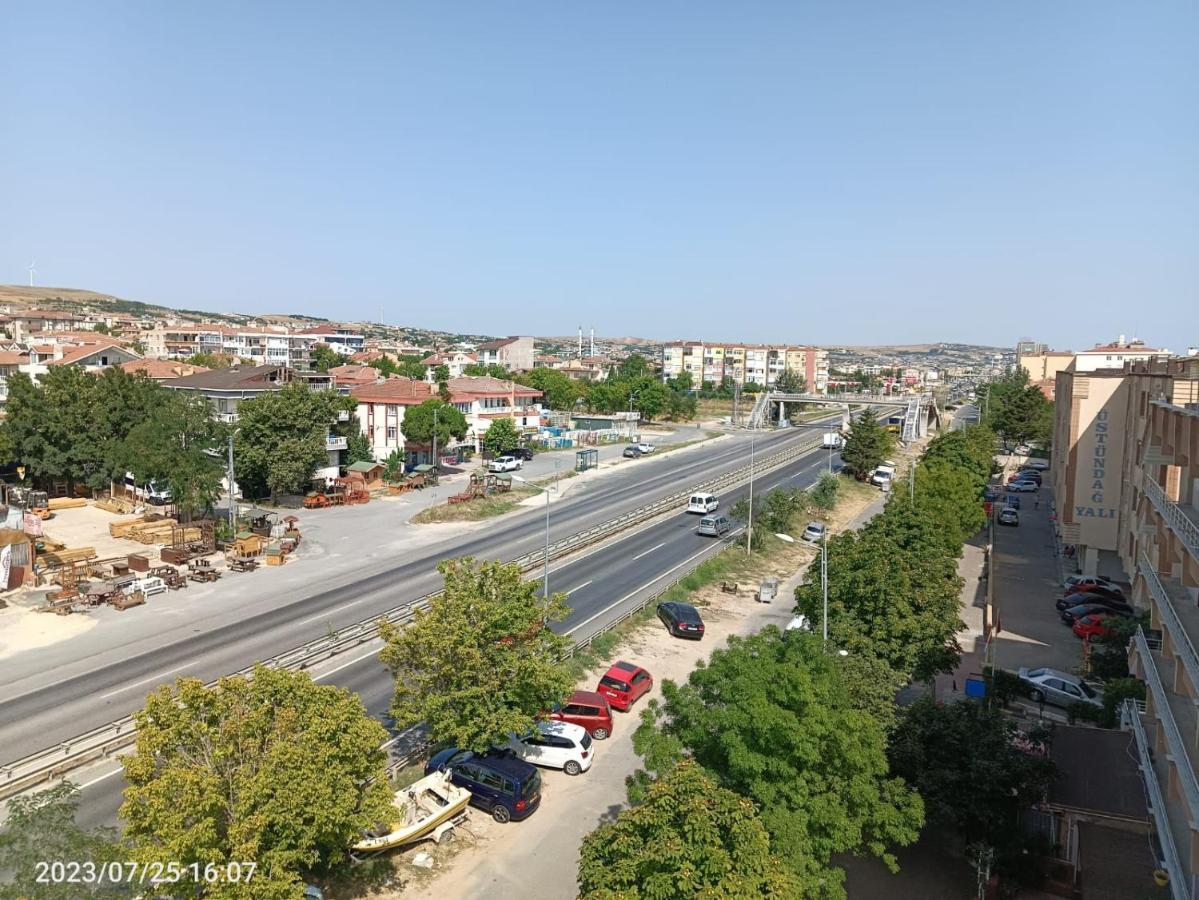 Apartment Kumburgaz Sahilde, Sitede, Konforlu, Manzarali Ve Klimali Buyukcekmece