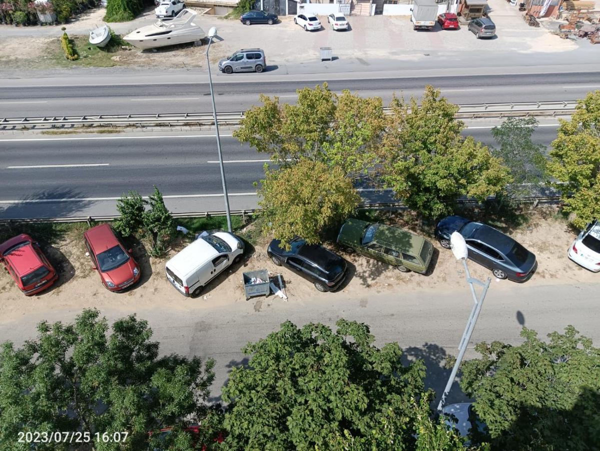 Kumburgaz Sahilde, Sitede, Konforlu, Manzarali Ve Klimali * Buyukcekmece
