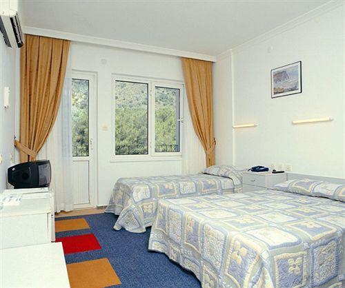 Club Pineta 3* Armutalan