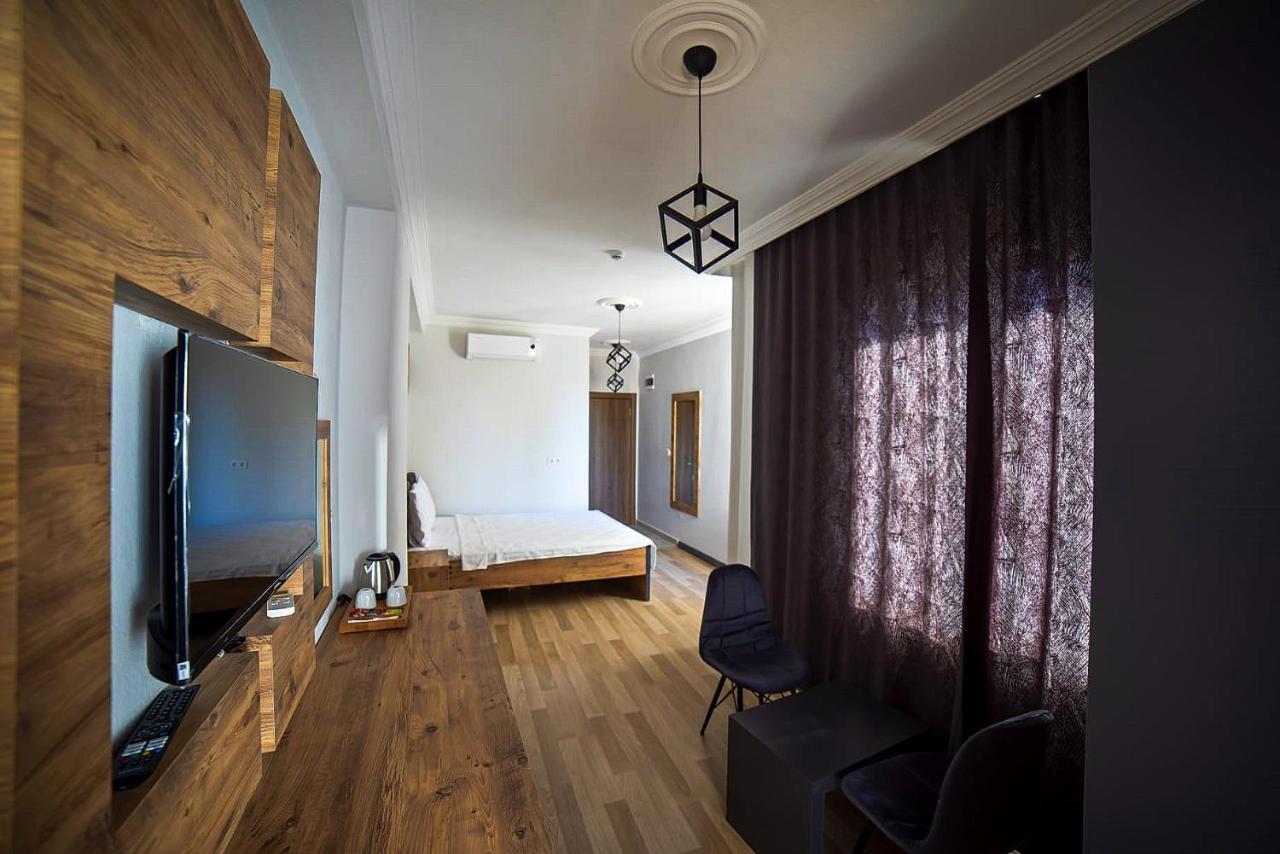 Hotel Adali's Butik *