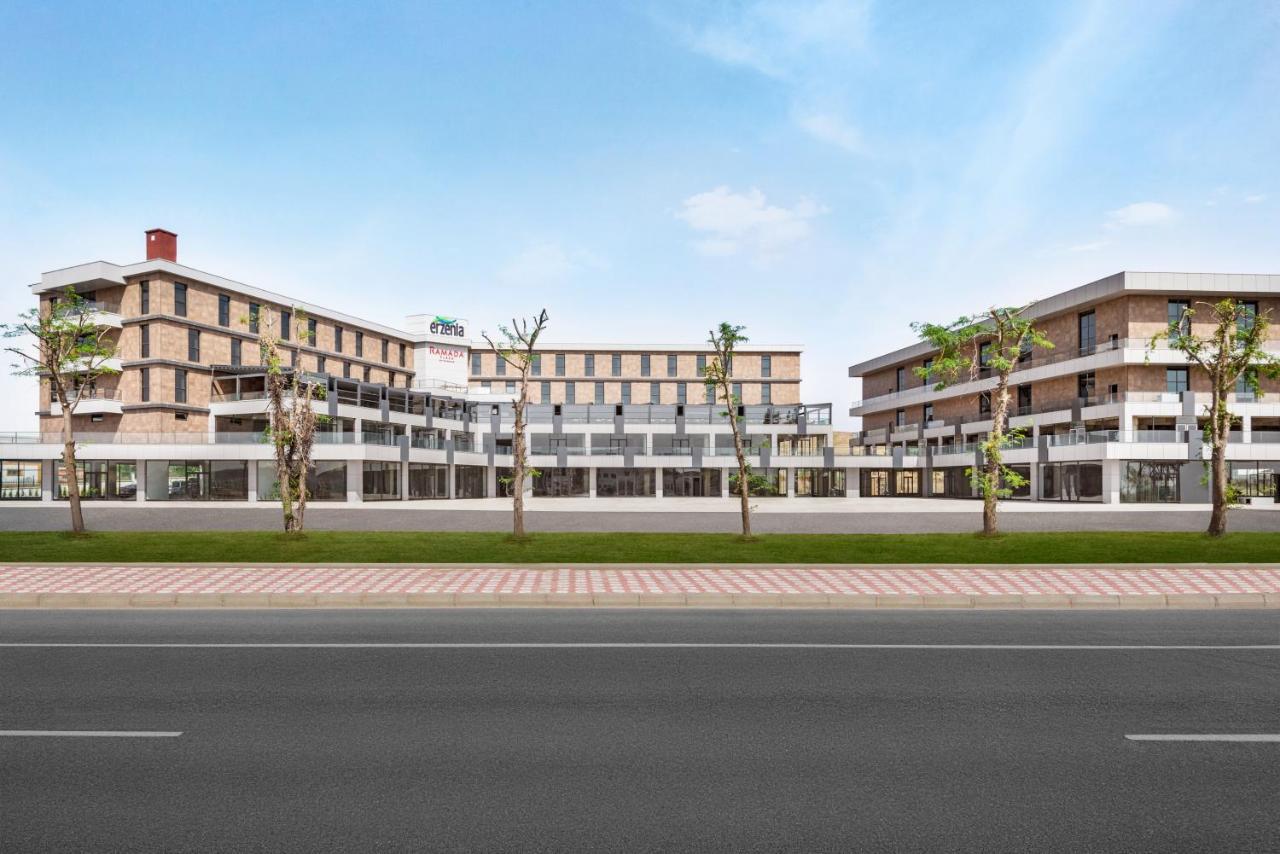 Hotel Ramada Plaza By Wyndham