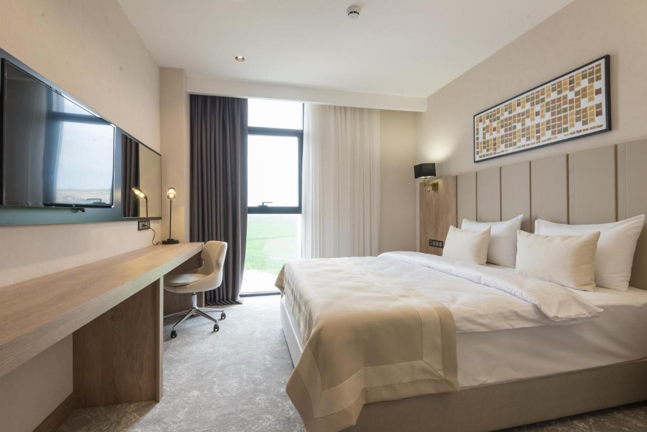 Hotel Ramada Plaza By Wyndham *