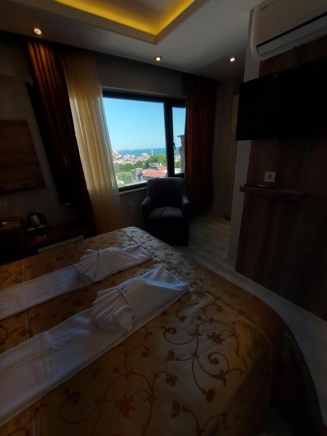 Peker Hotel *