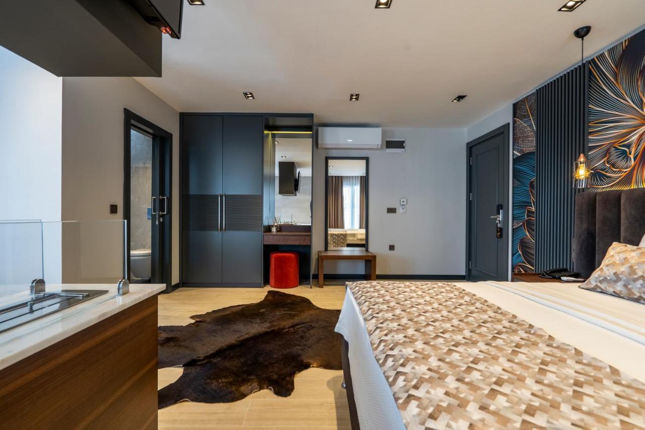 La Miel Hotel *