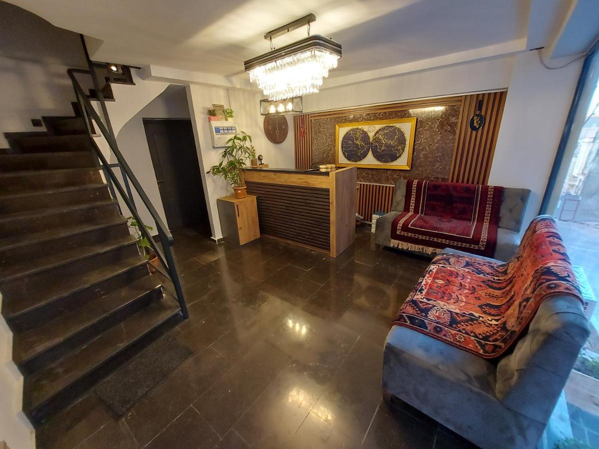 Peker Hotel *