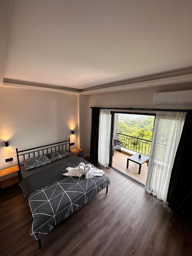 Moon House Rize