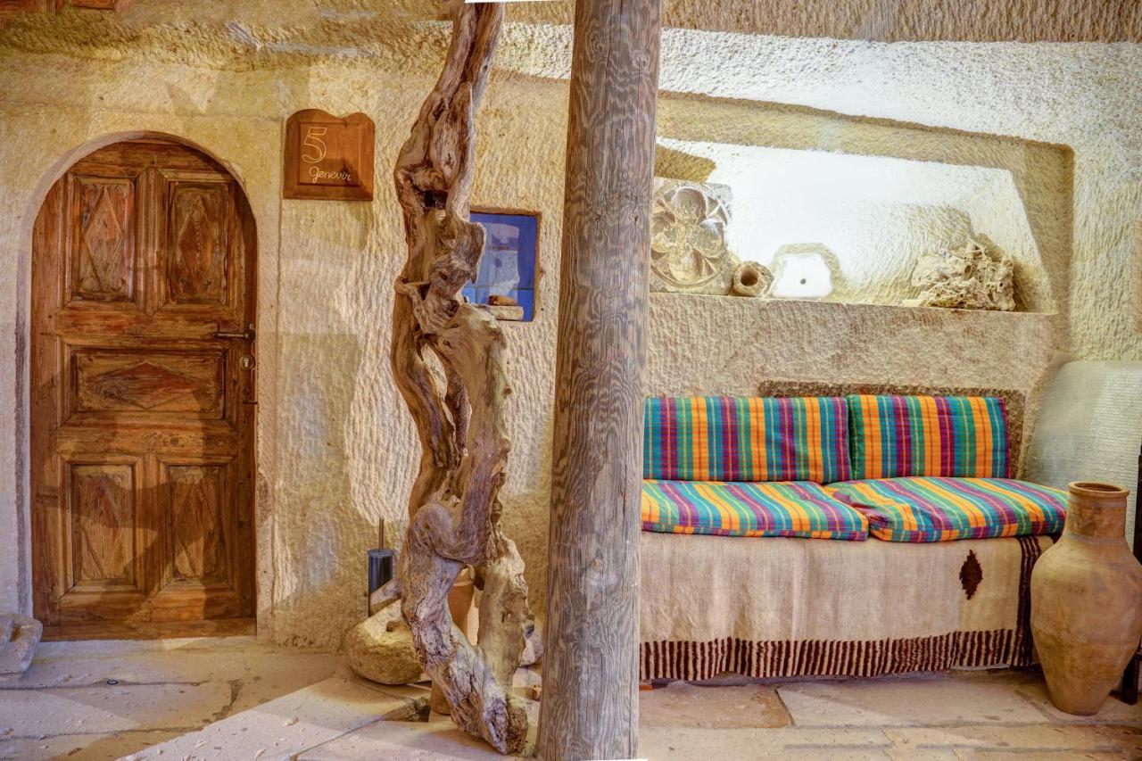 Gibos Cave Hotel