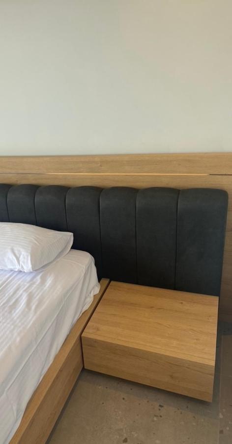 No 22 Aparthotel *