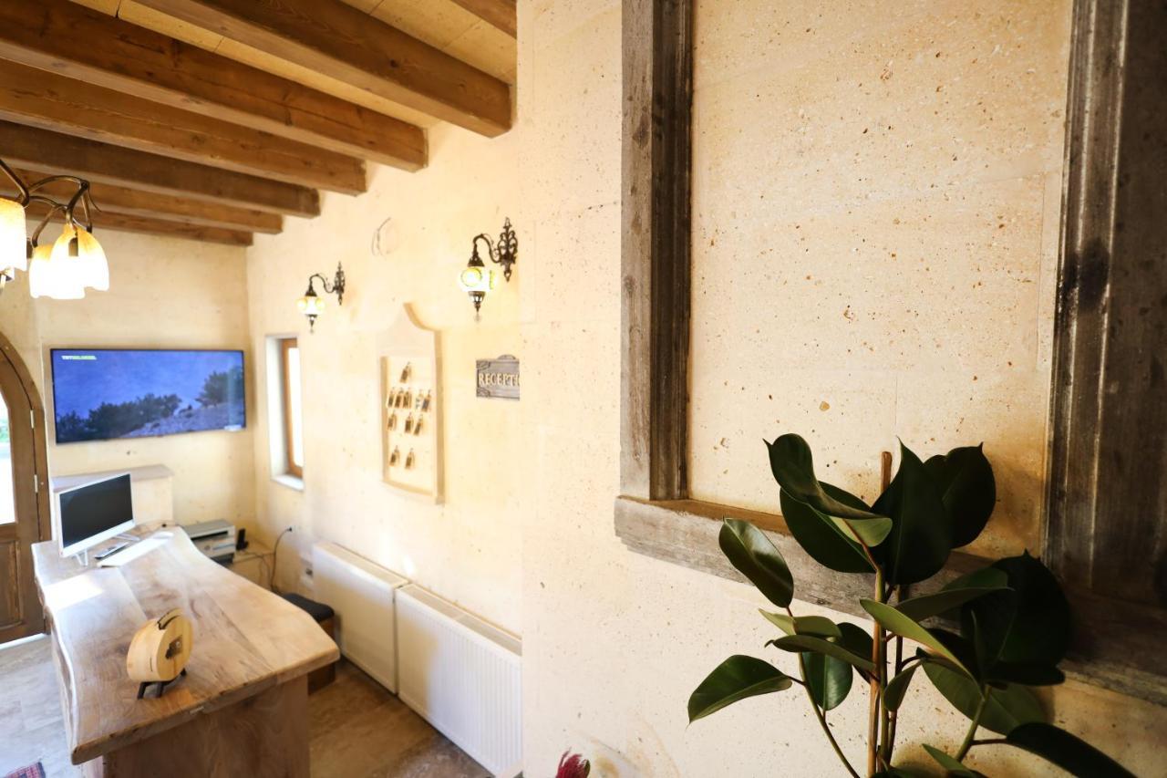 Rocca Stone House