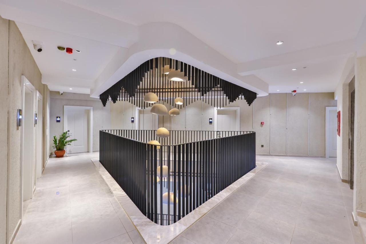 Athena Hotel