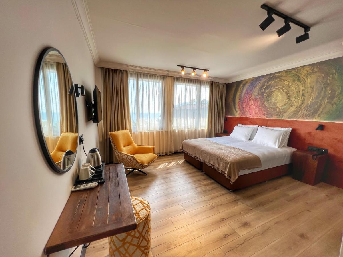 Hotel Oji *