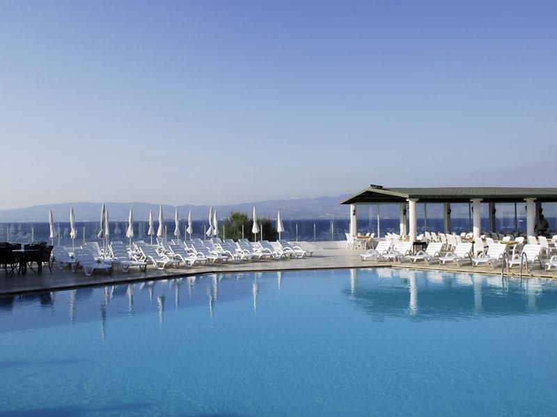 Hotel Chronos Akyarlar 3*