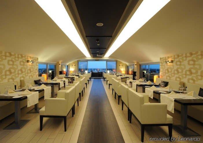 Hotel Wes