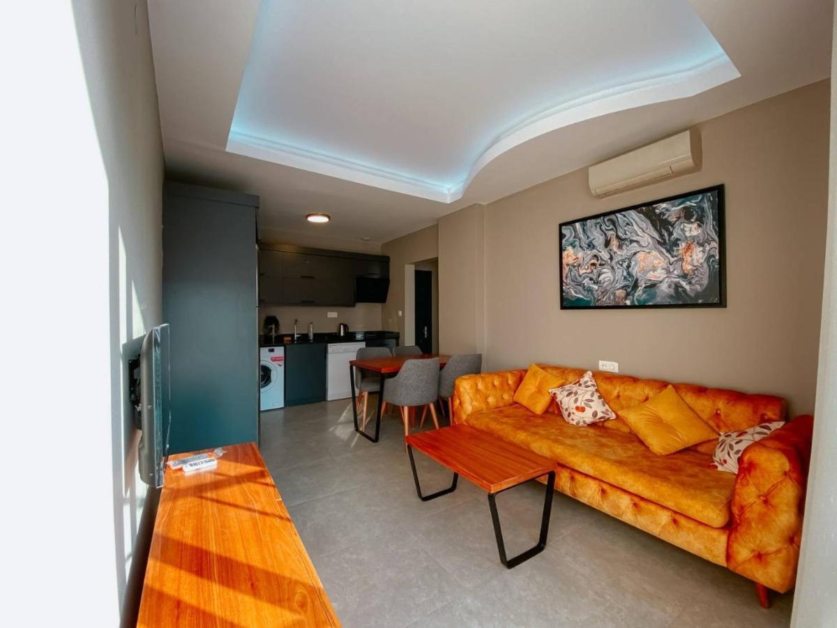 Oeluedeniz 1+1 Modern Summerhouse With Swimming Pool