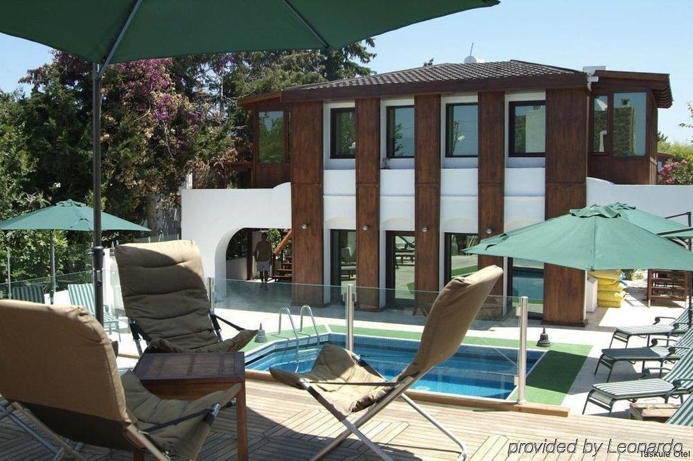 Nomia Boutique 3*
