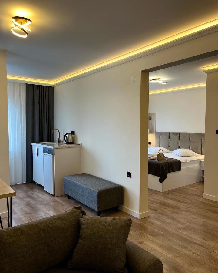 Golden Life Aparthotel