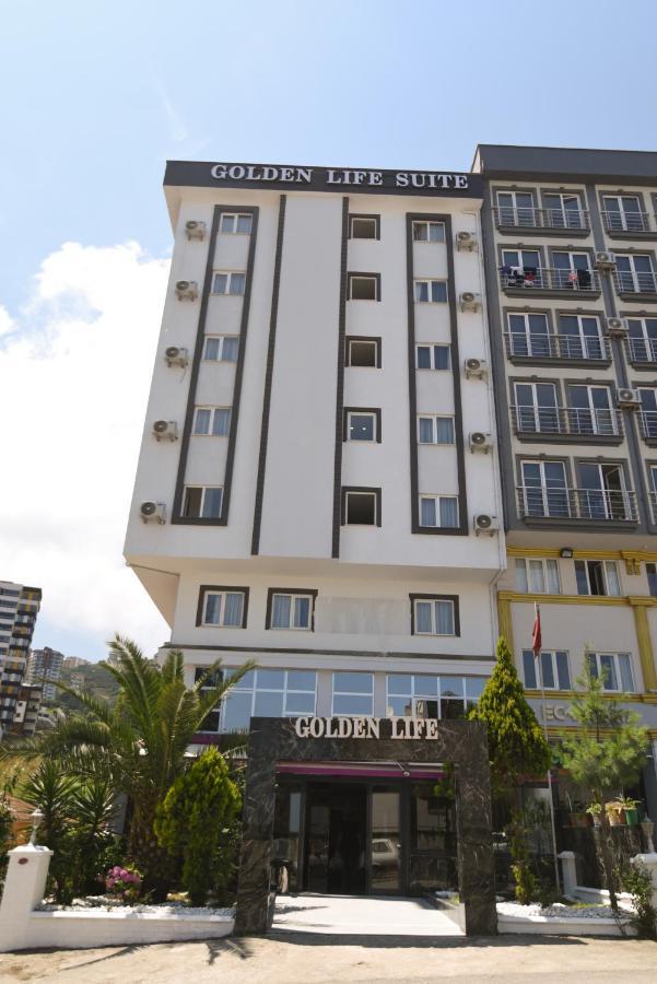 Aparthotel Golden Life *