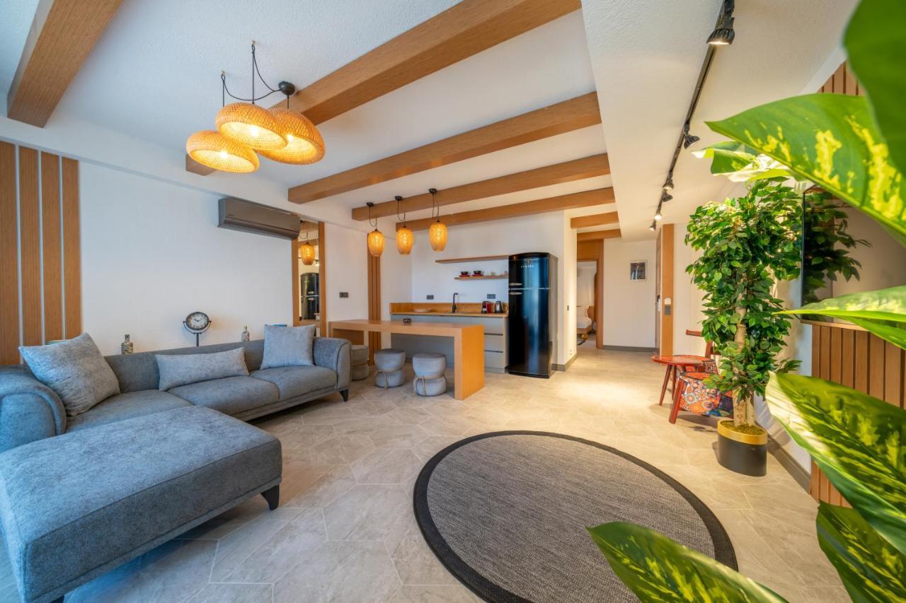 Hotel Lupia Suites *