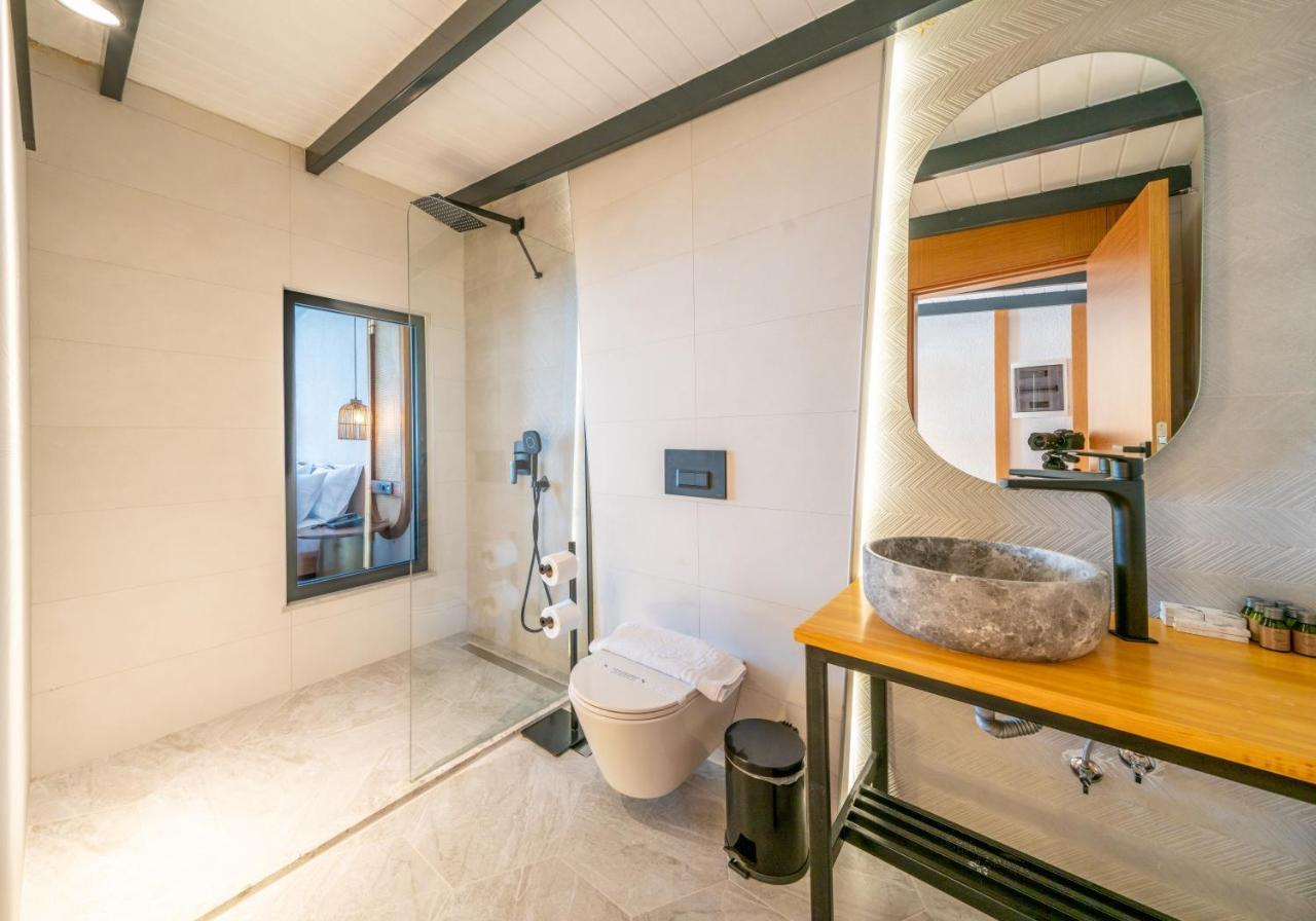 Hotel Lupia Suites *