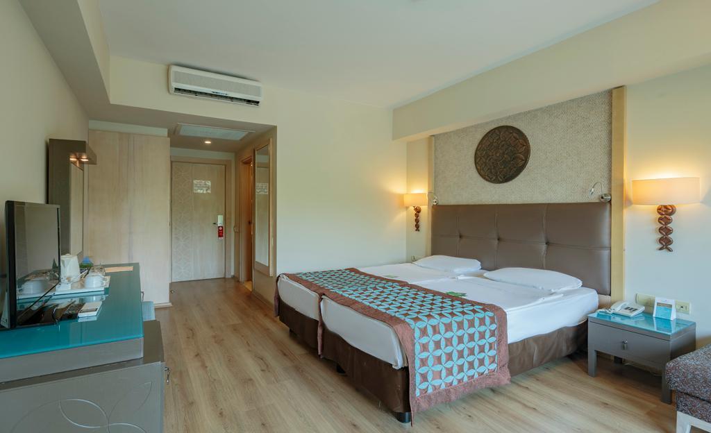 Lago Hotel Hotel 5*
