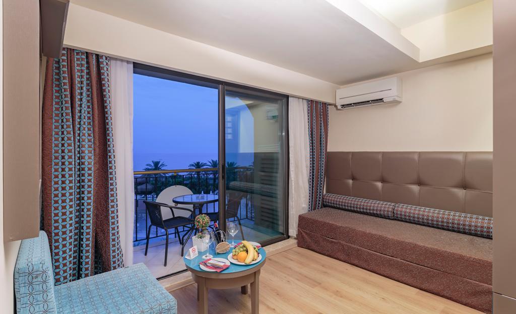 Lago Hotel 5*