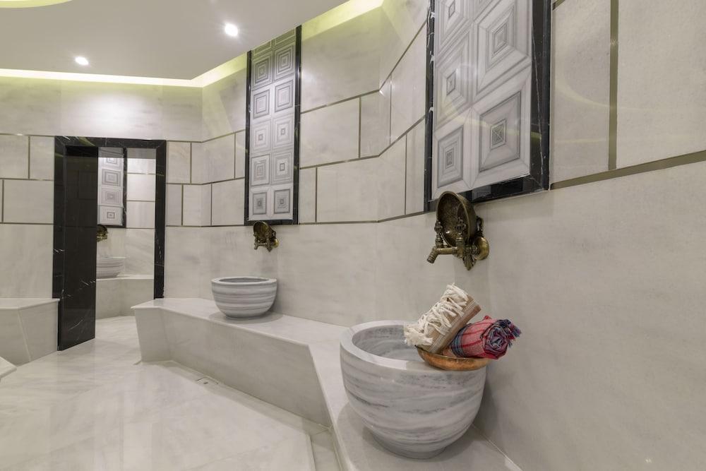 Crowne Plaza Cappadocia - By Ihg Hotel