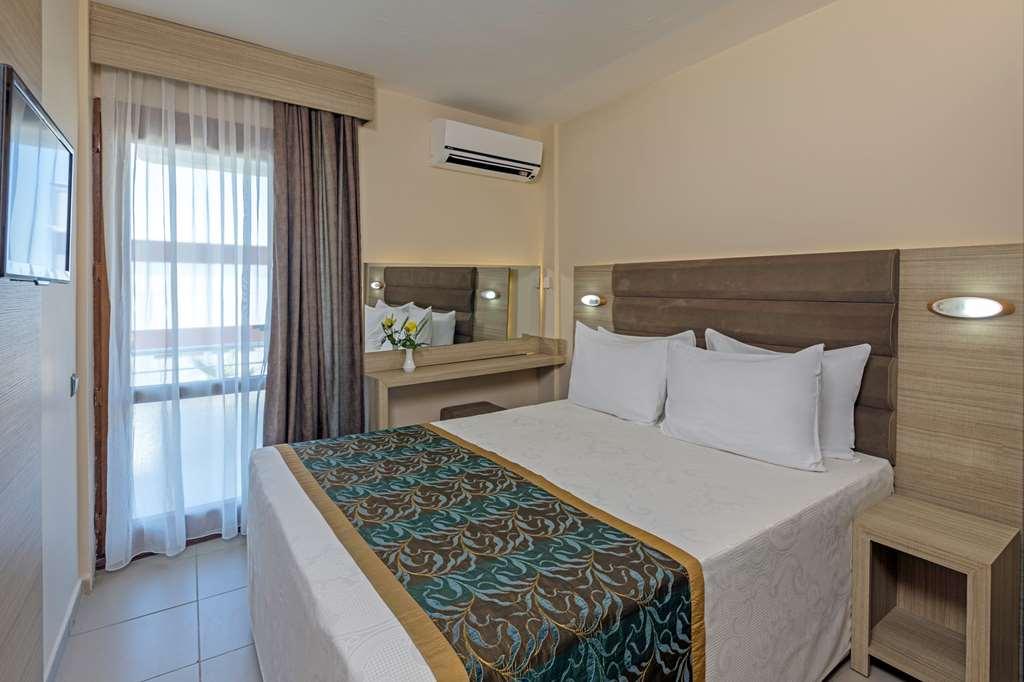 Labranda Lebedos Princess Hotel