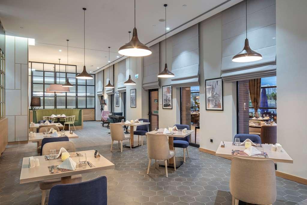 Hilton Garden Hotel *