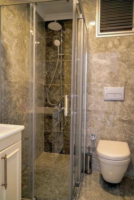 Luxury Four Fourlex Villa