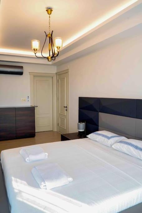 Luxury Four Fourlex Villa *