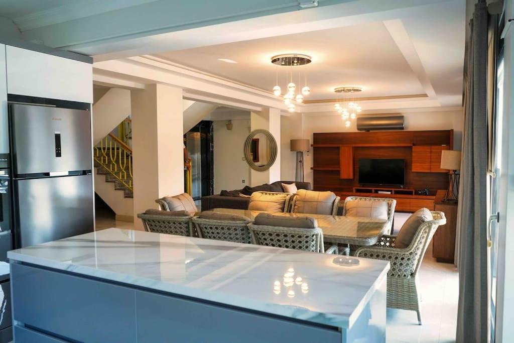 Villa Luxury Four Fourlex
