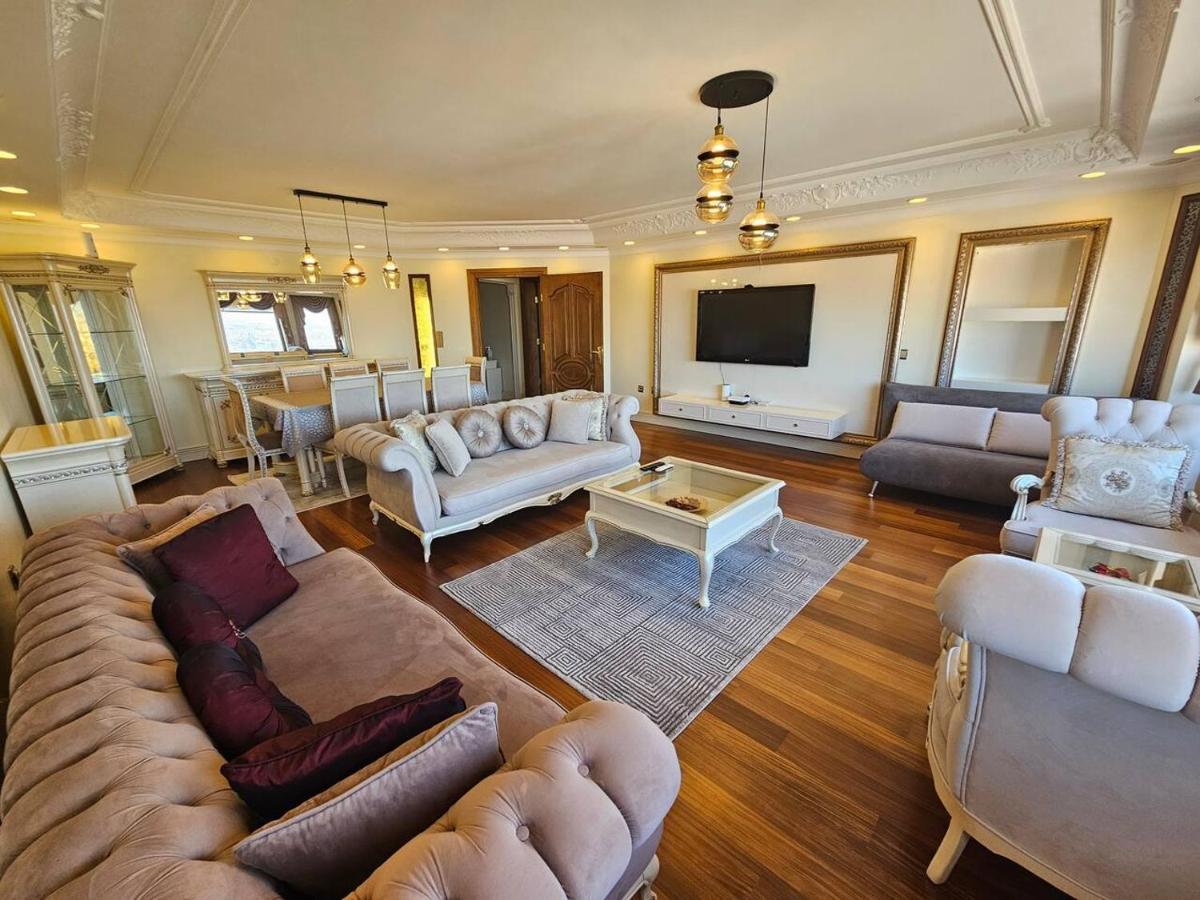 The Most Luxurious Apartment-the Flat New York