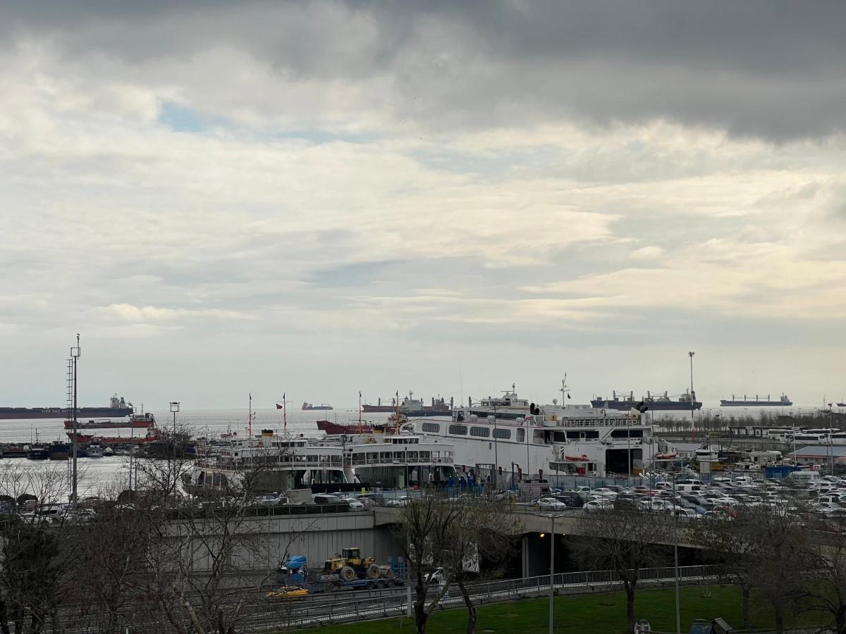 Mirhan * Istanbul