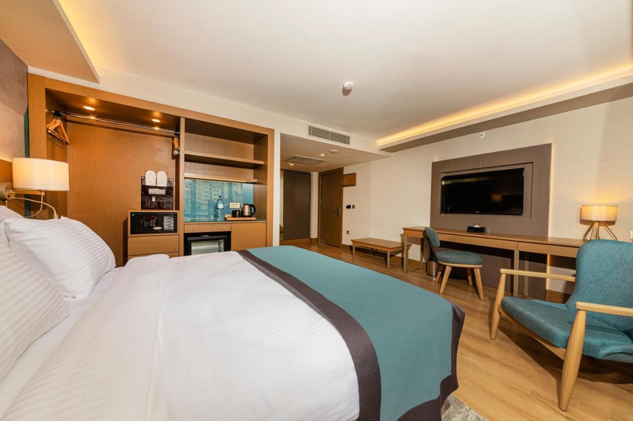 Csk The Halich Port 4*