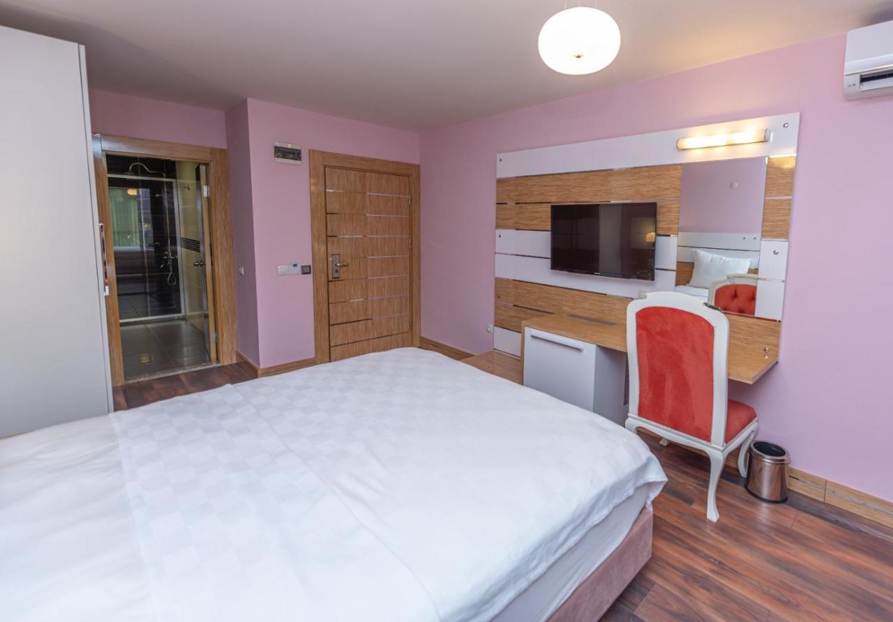 Tok Epik Hotel
